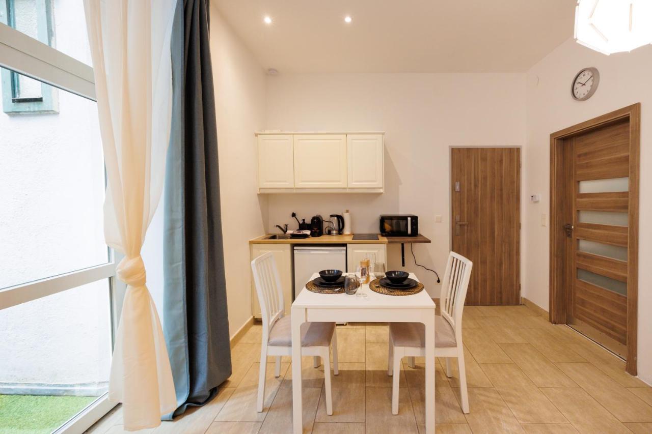 Cozy Market-Square Retreat Located In The Heart Of The 10Th District Вена Экстерьер фото