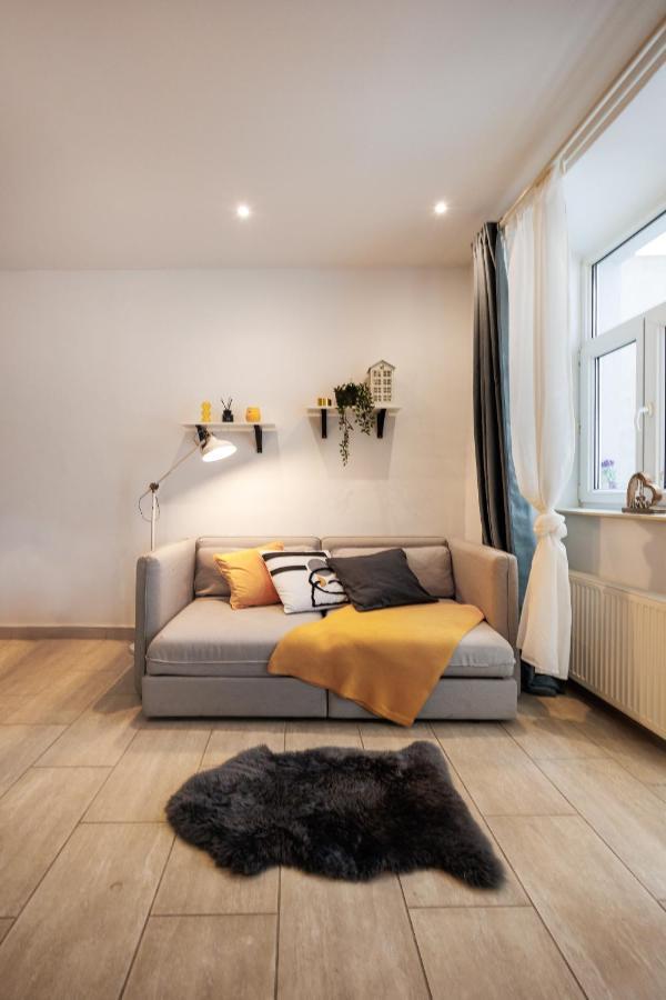 Cozy Market-Square Retreat Located In The Heart Of The 10Th District Вена Экстерьер фото